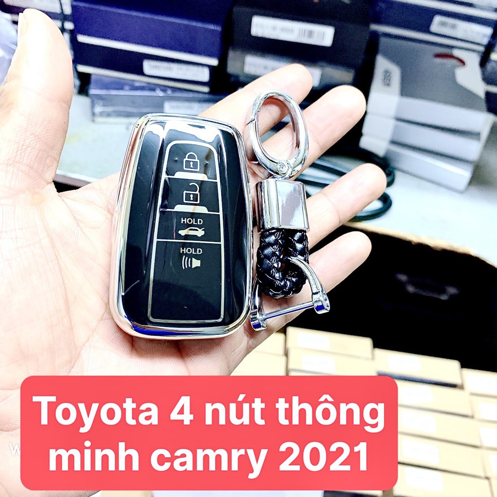 Ốp chìa khóa mạ crom Toyota 3 nút thông minh  xe Fortuner Hilux, Innova, Prado, Camry - tặng quà móc khóa