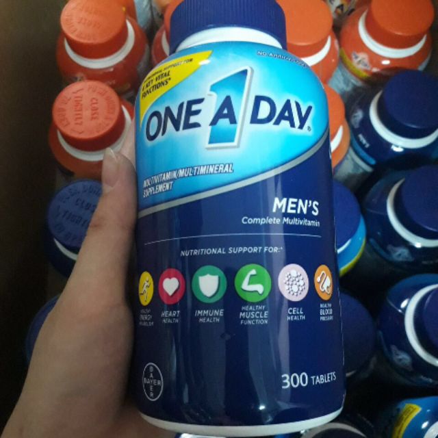 ( shop giá sỉ)One a day men. Date 3/2021