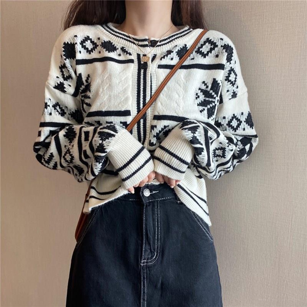 Áo khoác len cardigan croptop nữ 23Closet họa tiết hoa tuyết len móc dài tay kiểu Hàn Quốc khoác thu đông  - CDG02