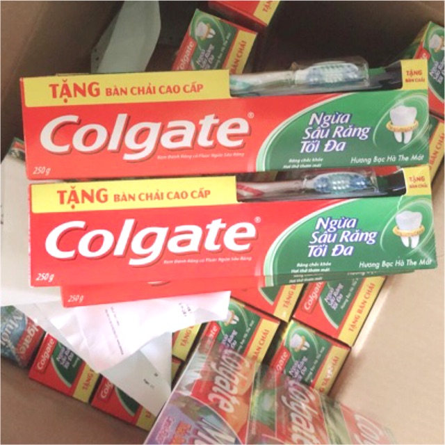 KEM ĐÁNH RĂNG COLGATE NGỪA SÂU RĂNG TỐI ĐA 225g