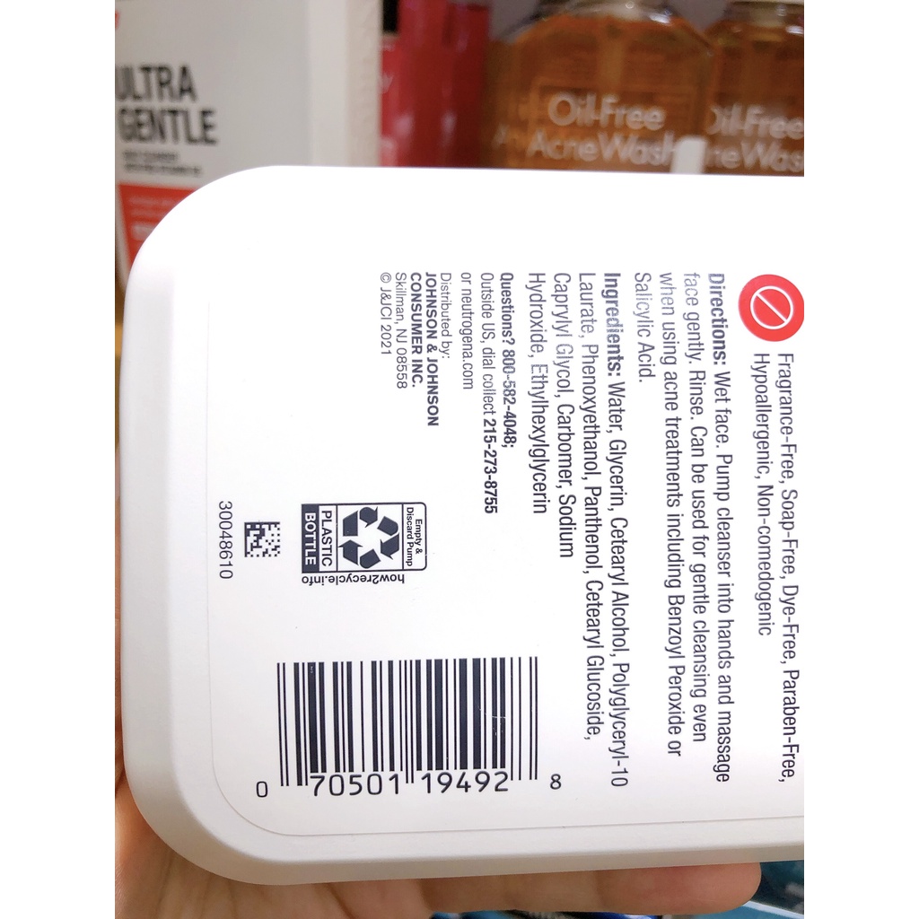 Sữa Rửa Mặt Neutrogena Ultra Gentle Daily Cleanser with Pro-Vitamin B5