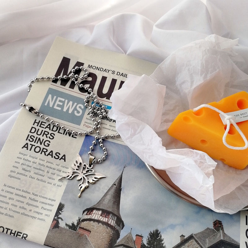 Dây chuyền titan mặt hình bươm bướm độc đáo thời trang