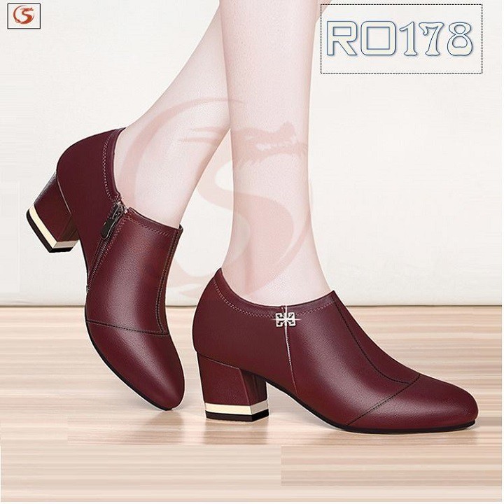 Giày boots nữ cổ ngắn 5p hàng hiệu rosata hai màu đen đỏ thời trang ro178