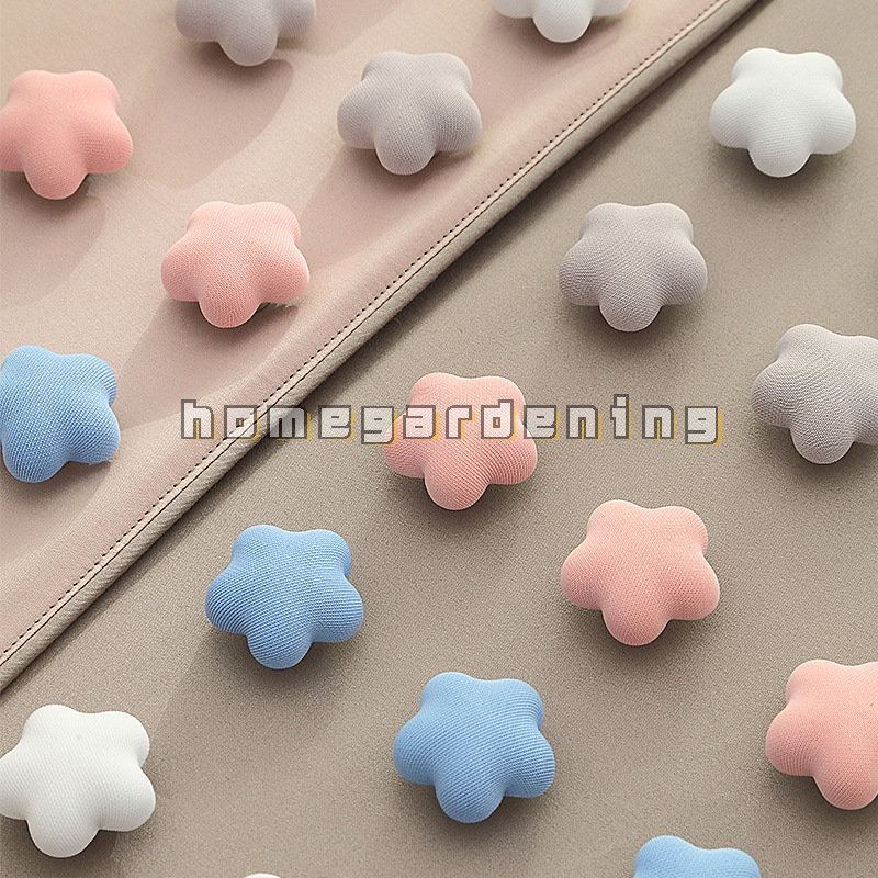 Kẹp Cố Định Ga Giường Hình Hoa Mận Giá Đỡ