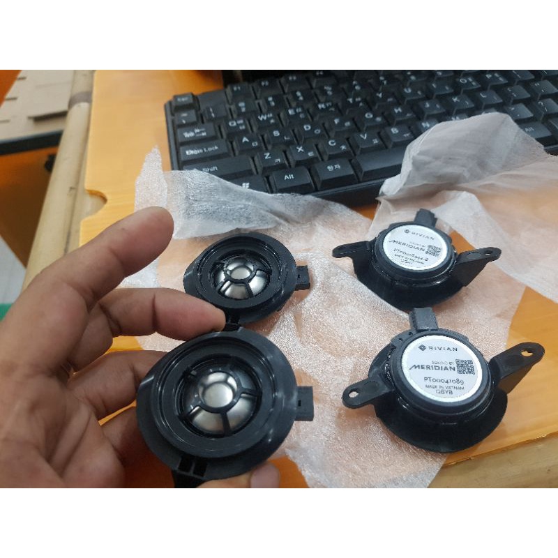 Loa treb MERIDIAN cho hệ thống âm thanh xe hơi ô tô giá 1 cái