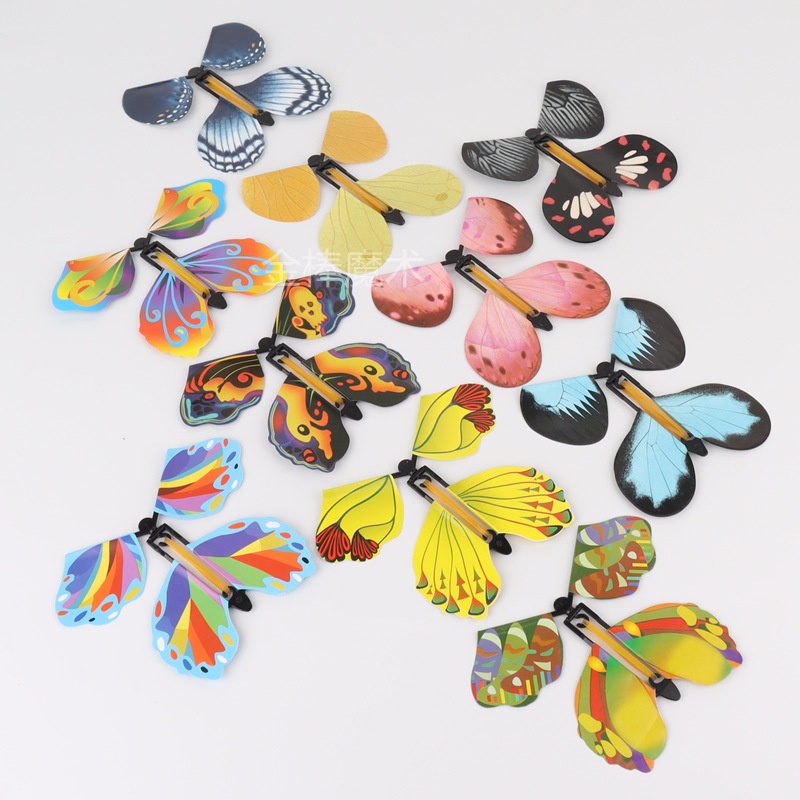 Set 5 Thẻ Bay Ma Thuật Hình Bướm Với Bàn Tay Rỗng Làm Phụ Kiện Ảo Thuật