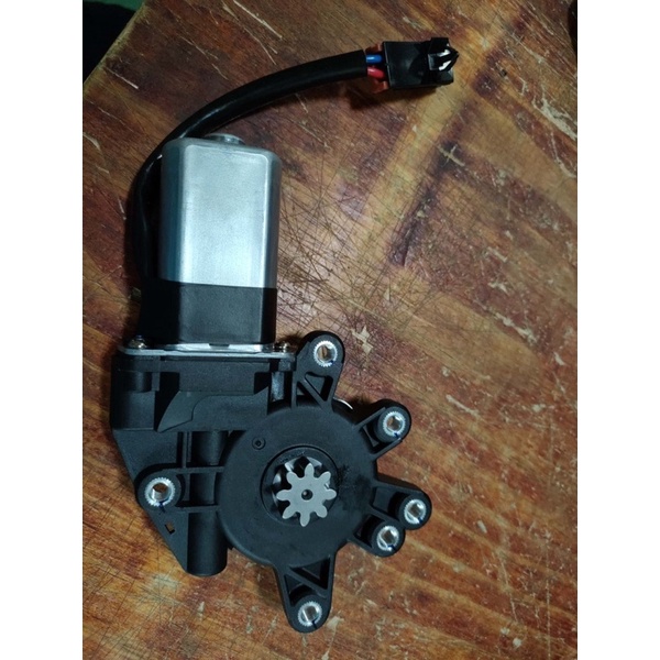 Mô tơ lên kính điện 12V 8 răng