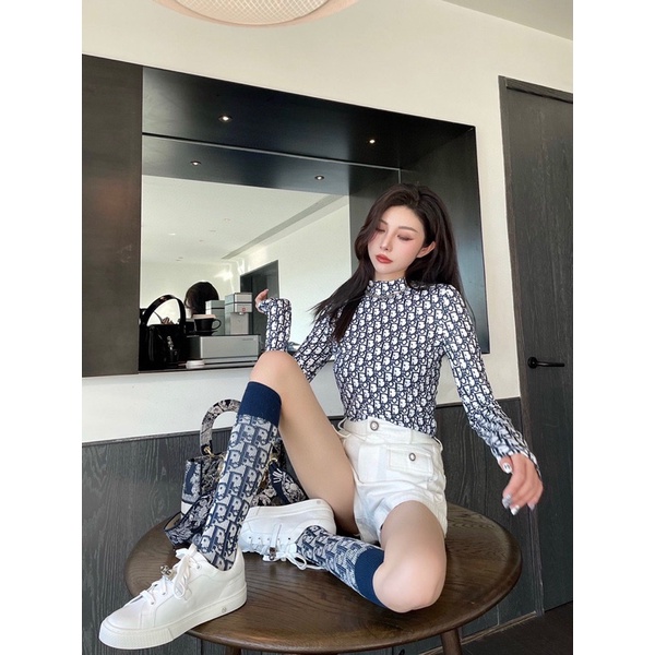 Áo thun dài tay cổ cao dáng ôm họa tiết chữ thương hiệu Dior CD cao cấp
