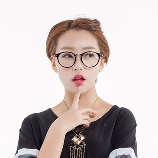 Mắt kính giả cận không tròng độc đáo