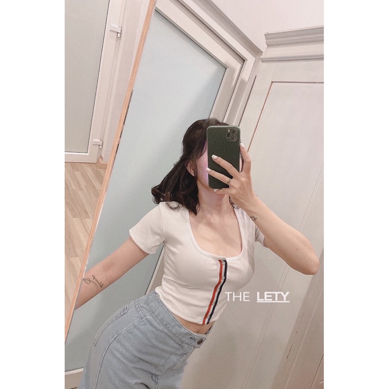Áo Croptop Nút Bấm Sọc Ngực - THELETY.25