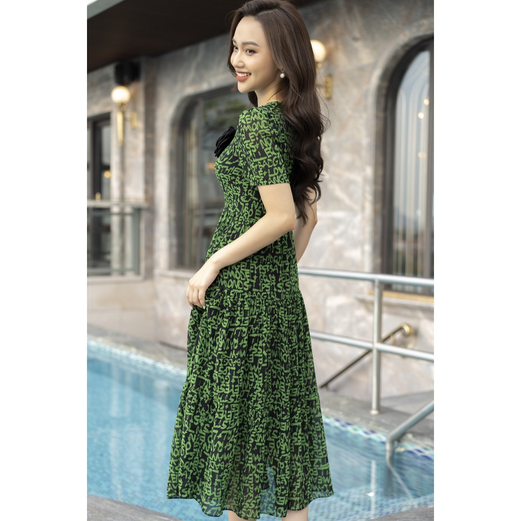 Đầm maxi dáng dài, váy công sở nữ thiết kế họa tiết chữ xanh, đính hoa trang trí FIONA F452285