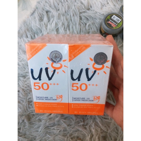 Kem Chống Nắng NaNo UV 50+++ Thái Lan