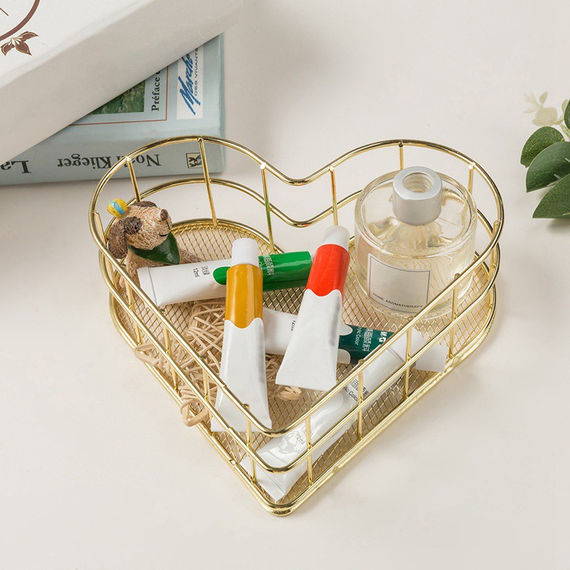 Rổ đựng đồ bằng sắt dạng hình trái tim dễ thương