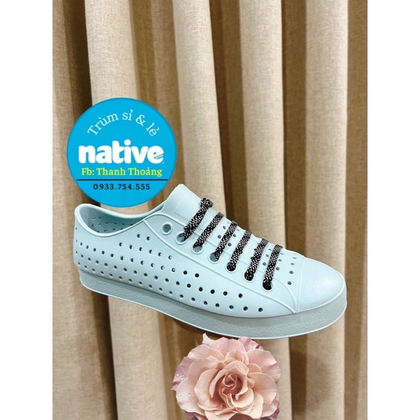 Giày xuất cho cả gia đình