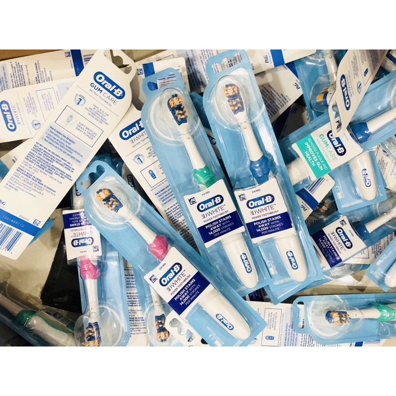 Bàn chải đánh răng bằng pin Oral-B