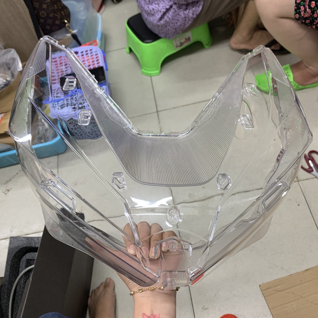 Mika kiếng đèn trước click - vario 2018 zin