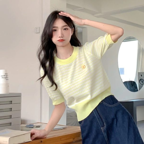 Áo Thun Dệt Kim Tay Ngắn Dáng Ôm Họa Tiết Kẻ Sọc Thời Trang Mùa Hè Xinh Xắn Cho Nữ