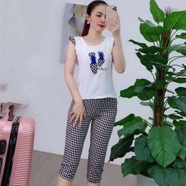 Bộ đũi của nữ
