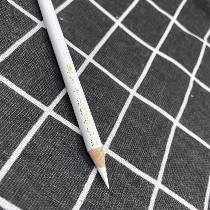 Bút chấm đá nail