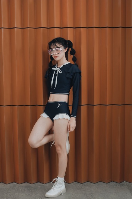 [Mã FASHIONHABS1 giảm 15% đơn 300k] SWIMWEAR 2 mảnh navy | BigBuy360 - bigbuy360.vn