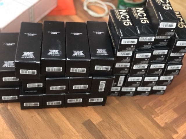 Có sẵn Có Bill - Kem nền MAC FACE AND BODY FOUNDATION 120ml | BigBuy360 - bigbuy360.vn