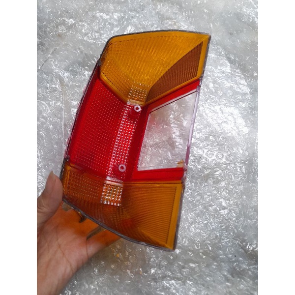 Chụp lái sau xe Max II