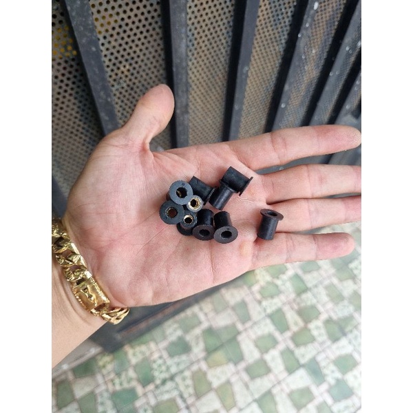 Cao su 5 ly gắn mão/ốc gắn mão Winner X , GSX , PKL , PKN