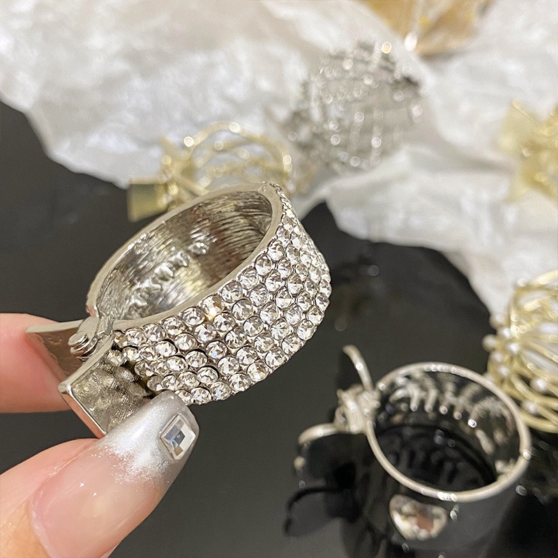 Kẹp Tóc Đuôi Ngựa Kim Loại