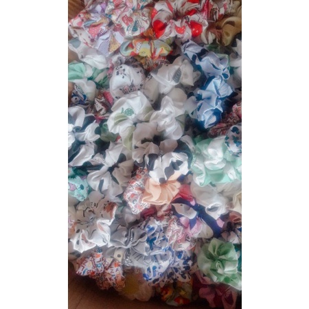 Scrunchies mẫu ngẫu nhiên cho sỉ đặt