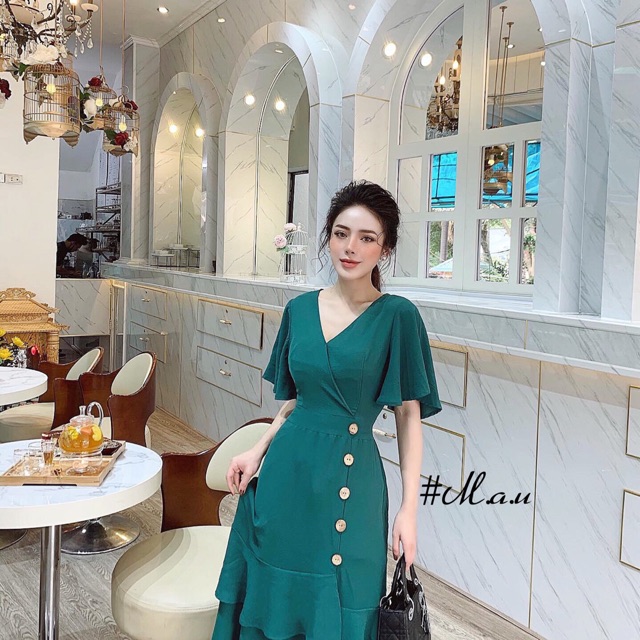 Đầm xoè hai tầng