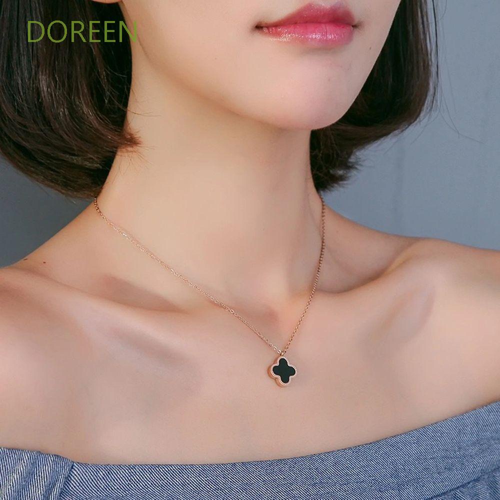 Dây chuyền hoặc đôi khuyên tai mặt hình cỏ bốn lá thanh lịch cho nữ