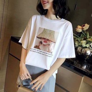 Áo phông thụng tay lỡ cô gái