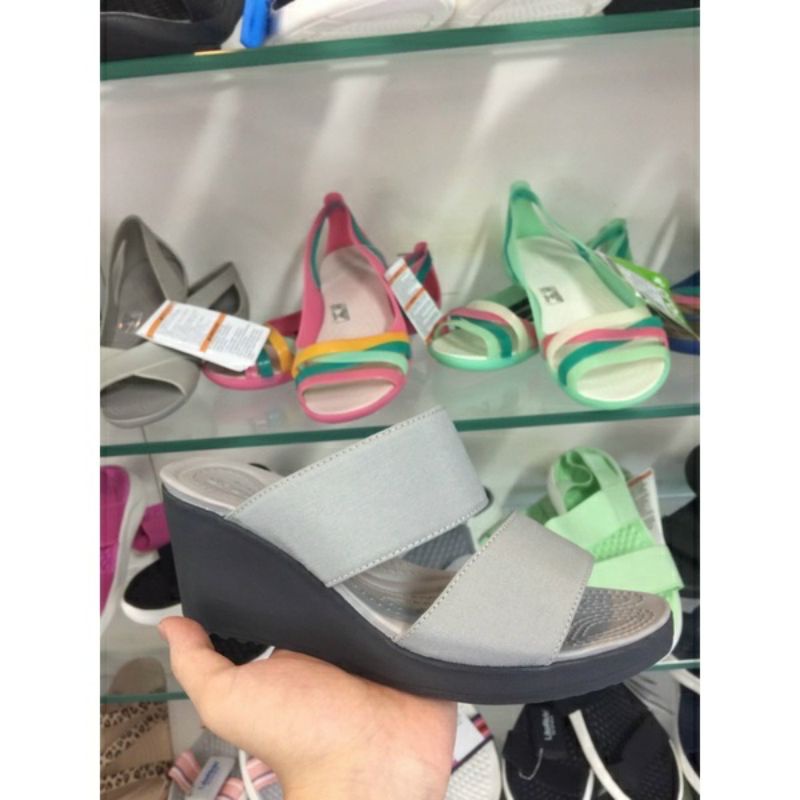 DÉP NỮ CROC.S QUAI VẢI CAO 7CM