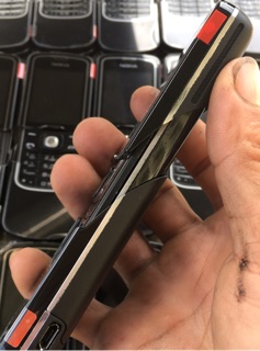 Điện thoại Nokia 8600 luna zin