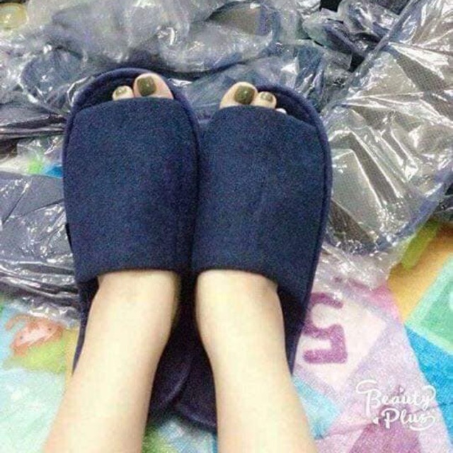 Dép đi trong nhà