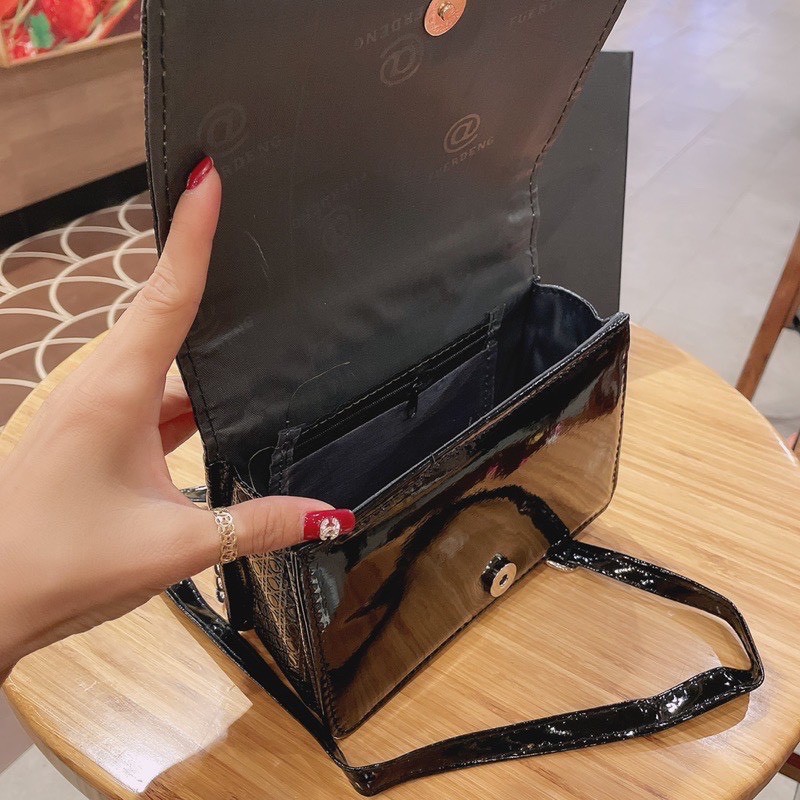 Túi đeo chéo nữ drama kim tuyến thời trang 3 màu dáng hộp chuẩn đẹp giá rẻ | BigBuy360 - bigbuy360.vn