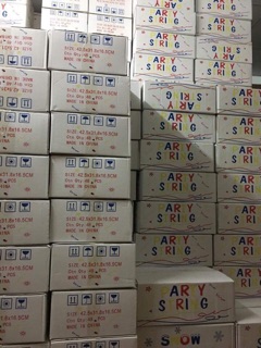 Combo 24 bình xịt tuyết hoặc xịt dây.
