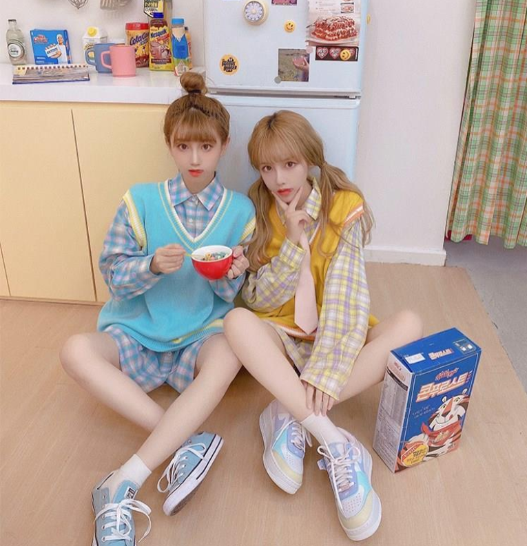 Set Áo Sơ Mi Dài Tay + Áo Khoác Len Không Tay Thời Trang Dành Cho Nữ