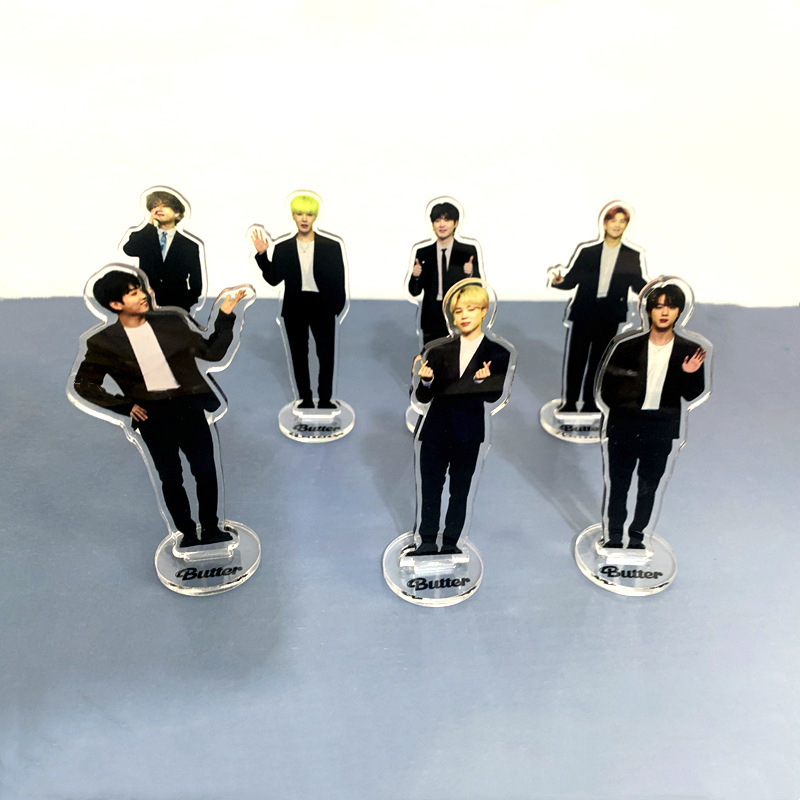 Greet Mô Hình Nhóm Nhạc Bts Để Bàn Trang Trí Chất Liệu Acrylic
