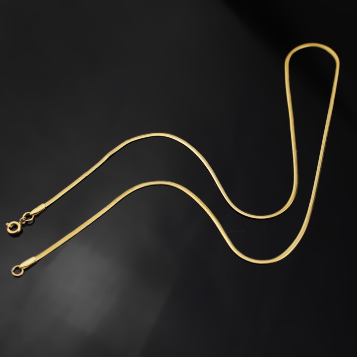 Dây chuyền mì dẹp inox mạ vàng khóa vip siêu đẹp, bền màu đem lại vẻ đẹp sang trọng cho người đeo