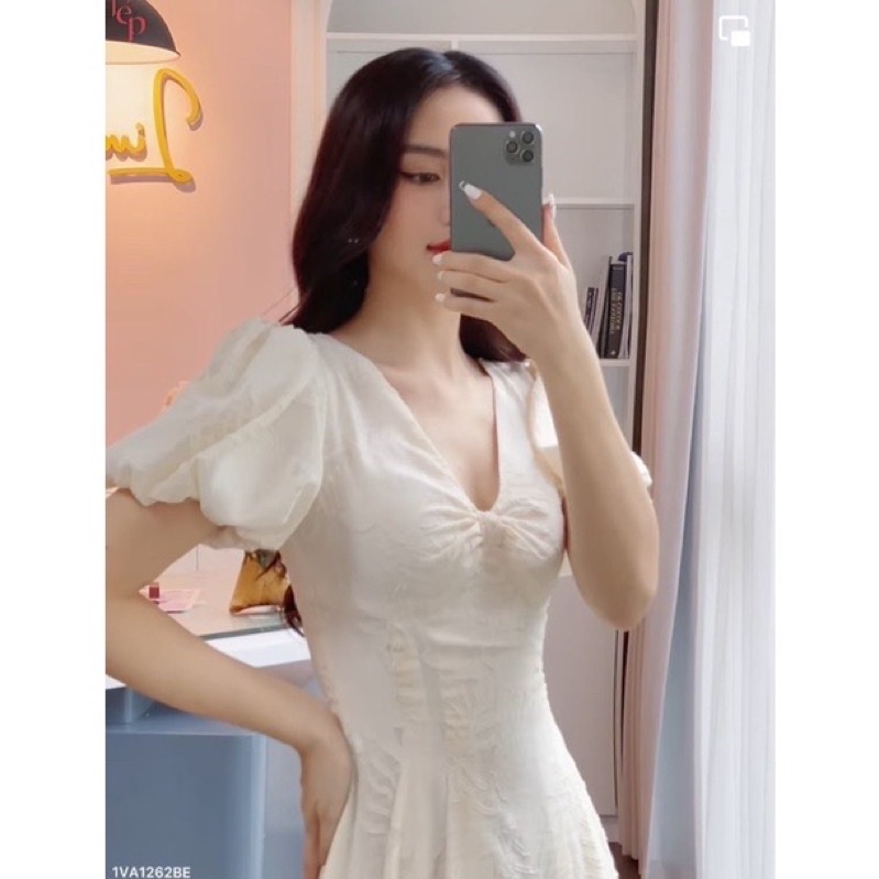 Váy Nữ Thiết Kế Tay Phồng Nhíu Ngực Dự Tiệc Chất Ren Hoa Nổi Size S M L V220 AĐ BOUTIQUE