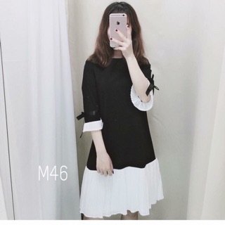 Đầm đen phối xếp li xoè