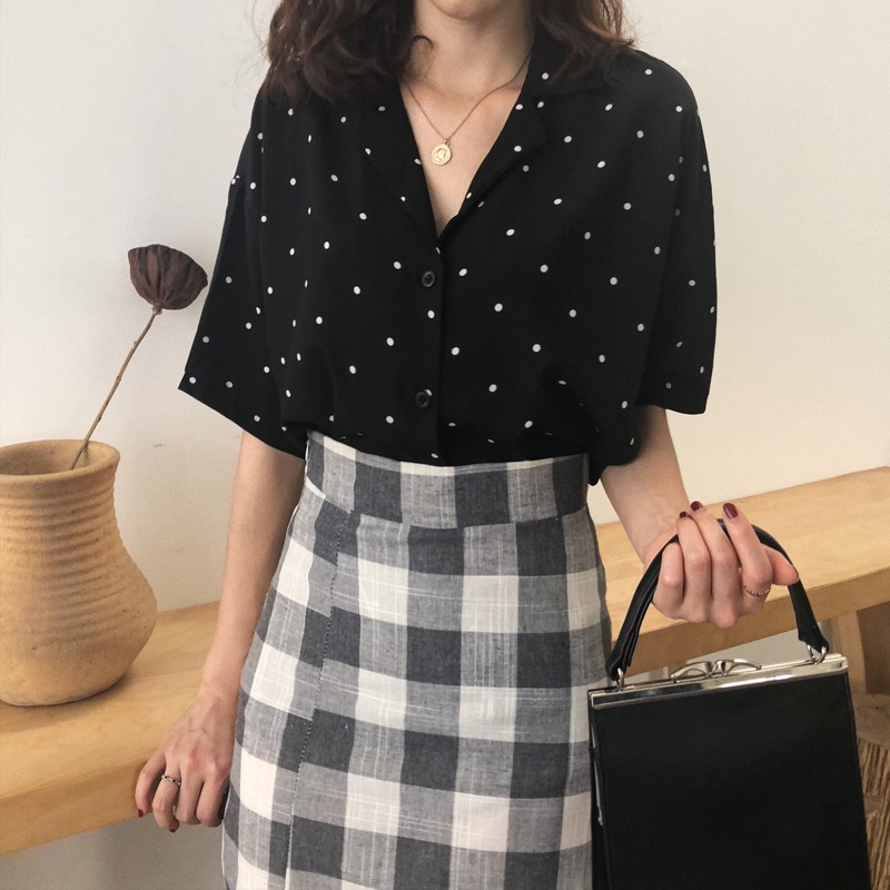 SUXI Áo thun tay ngắn cổ chữ V hoạ tiết chấm bi phong cách Hàn Quốc