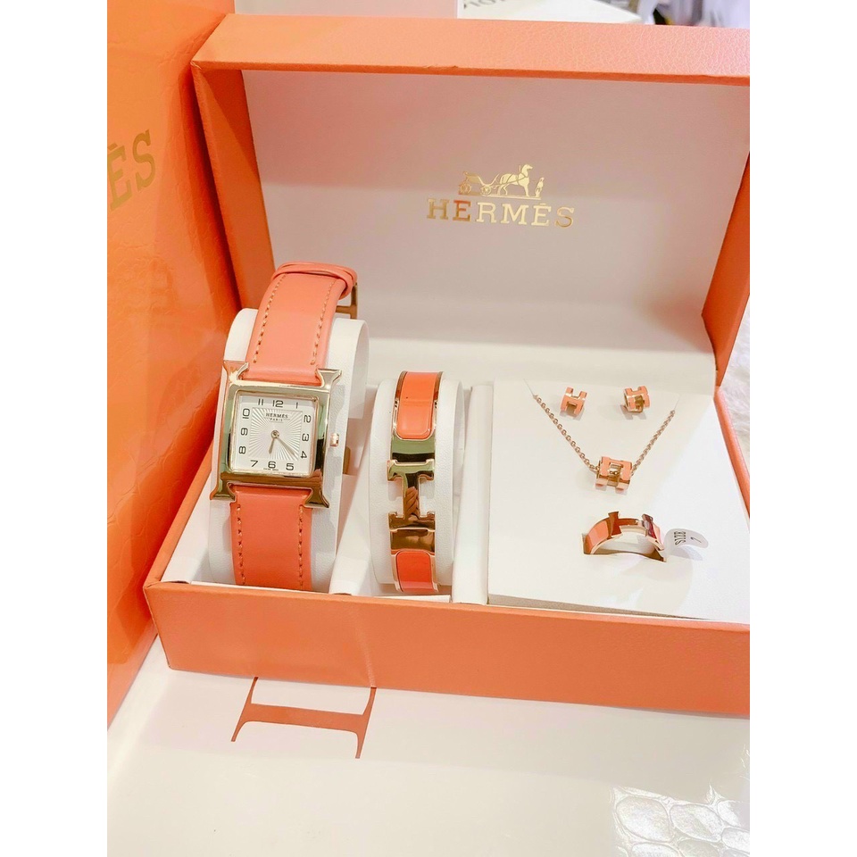 Combo quà tăng - set quà tăng - đồng hồ nữ quartz kèm dây chuyền+lắc tay+nhẫn + bông tai