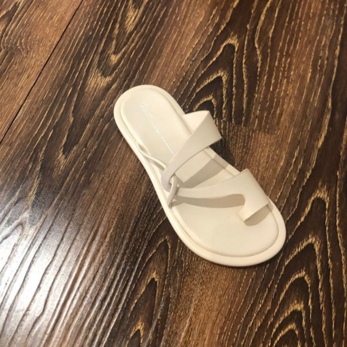 Sandal Hở Ngón Thiết Kế Đơn Giản Thời Trang Theo Phong Cách Hàn Quốc Cho Nữ