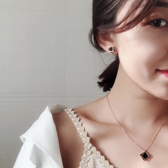 Set TiTan 2 Món Mặt Vuông Đen