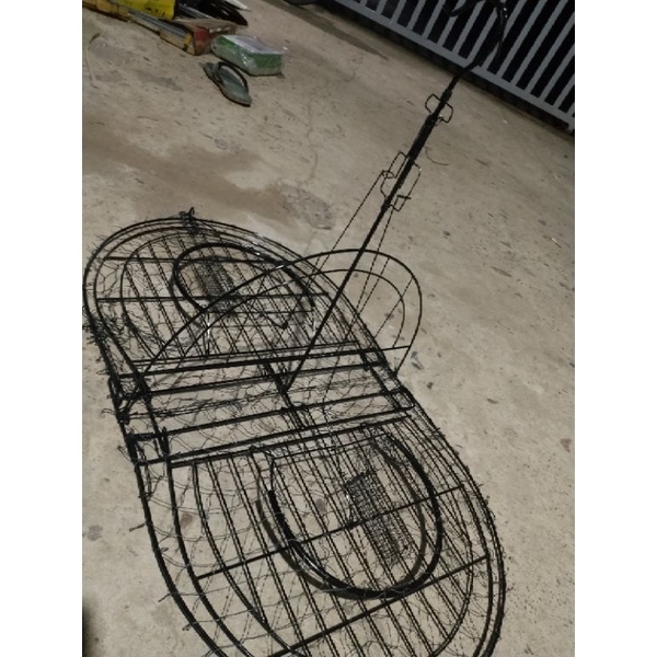 Mẹt Treo Bìm Bịp, Quốc Chuyên Đánh Mồi Nhái