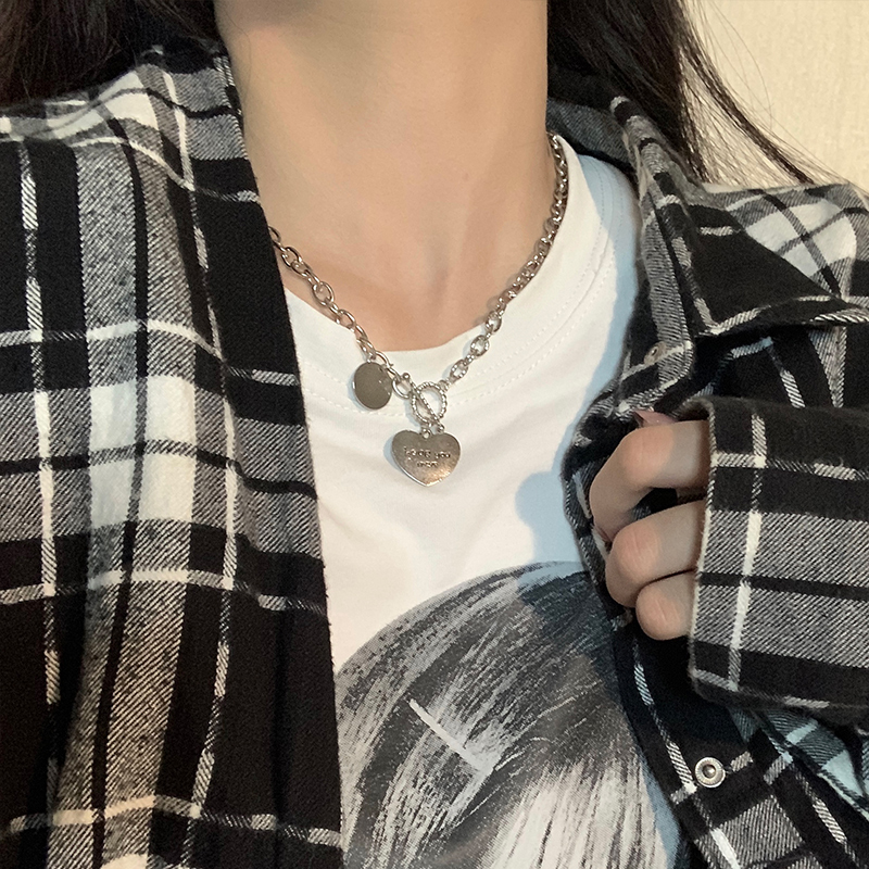 Vòng cổ kim loại kiểu dáng cá tính cho nữ