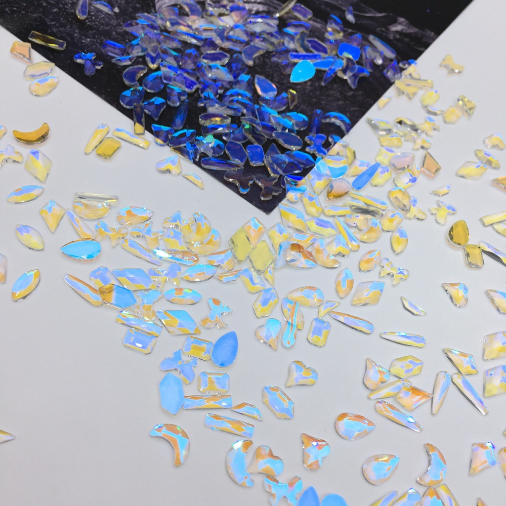 [Hàng mới về] Set 100 miếng dán móng tay 3d nhiều màu sắc lấp lánh