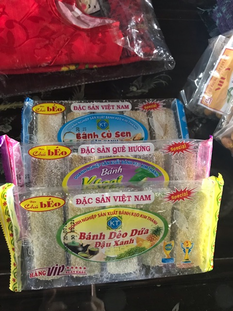 Bánh dẻo dứa. Khoai môn. Củ sen đậu xanh
